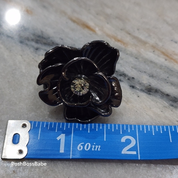 Flower stretch fashion ring black with rhinestone - Picture 2 of 6